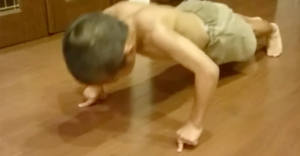 Bruce Lee impersonator fan