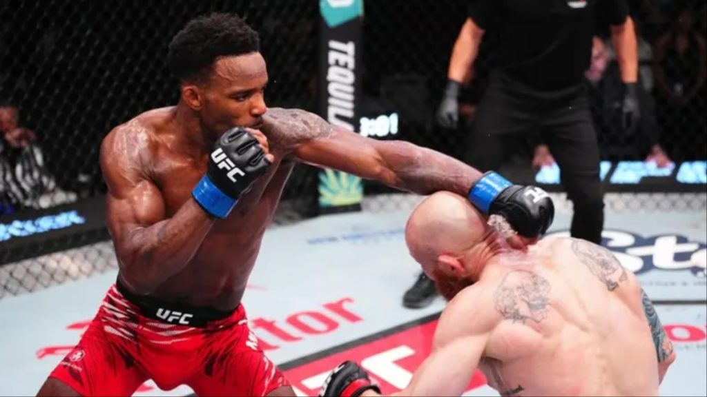 Lerone Murphy, Josh Emmett