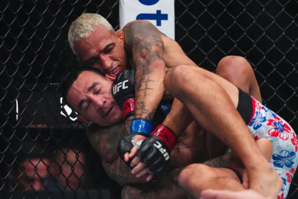 Charles Oliveira outgrappled Max Holloway at UFC 326