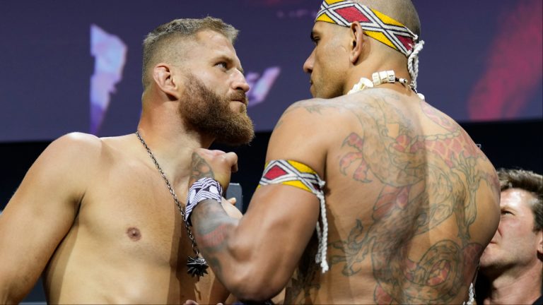 Jan Blachowicz and Alex Pereira face off at the UFC 291 ceremonial weigh-in