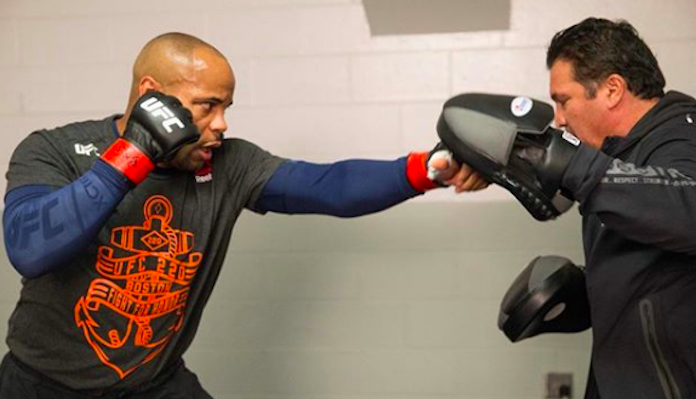 Daniel Cormier Daniel Cormier, Javier Mendez